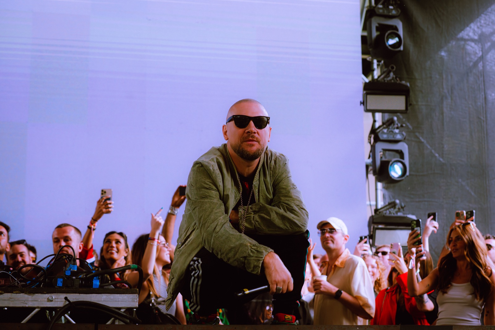 Ali Love — live